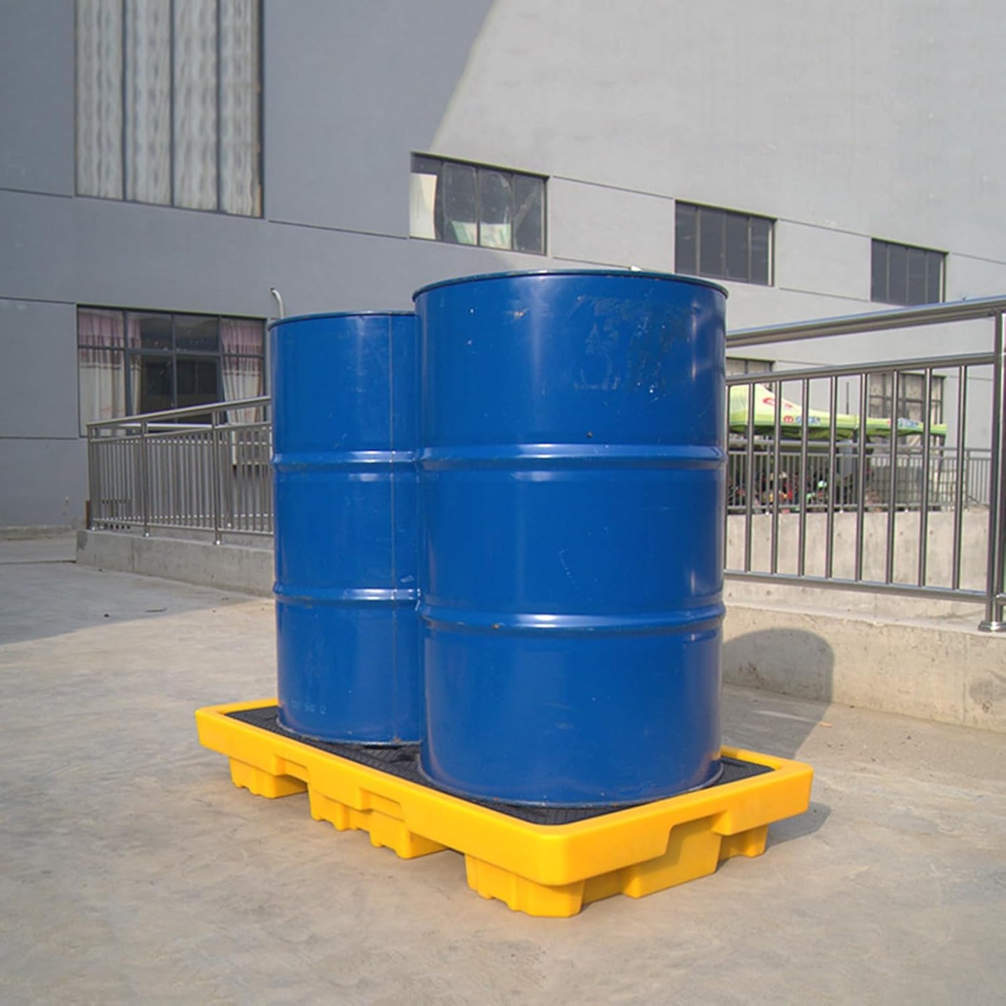 2 Drum Containment Spill Pallet, Polyethylene Low Profile Paint Bucket Tray, Industrial Garage Storage Detachable Shipping Leakproof Platform (Color : Yellow-5 Pack, Size : 26.2"x14.2"x4.7"