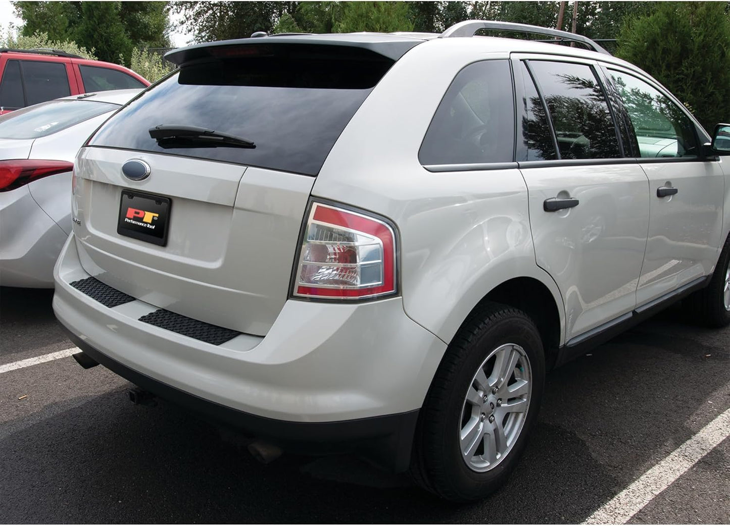 Performance Tool W1893 4-Inch x 15-1/2-Inch Diamond Tread Rubber Step Mats - Non-Skid Adhesive Traction for Trailers, Trucks, Boats, and More