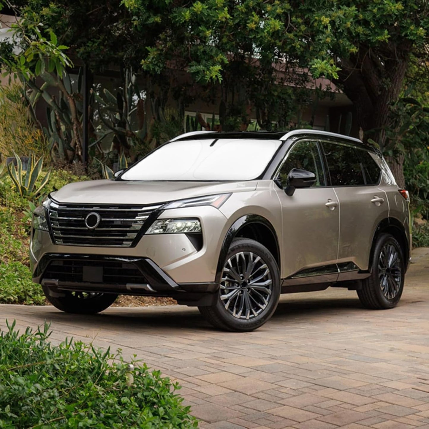 for Nissan Rogue Windshield Sun Shade Sunshade Custom Fit Rogue Accessories 2023-2024 2025 (Not for Rogue Sport) 2-Layer Windshield Cover Front Window Sun Visor 240T Shield Protector Block UV Ray