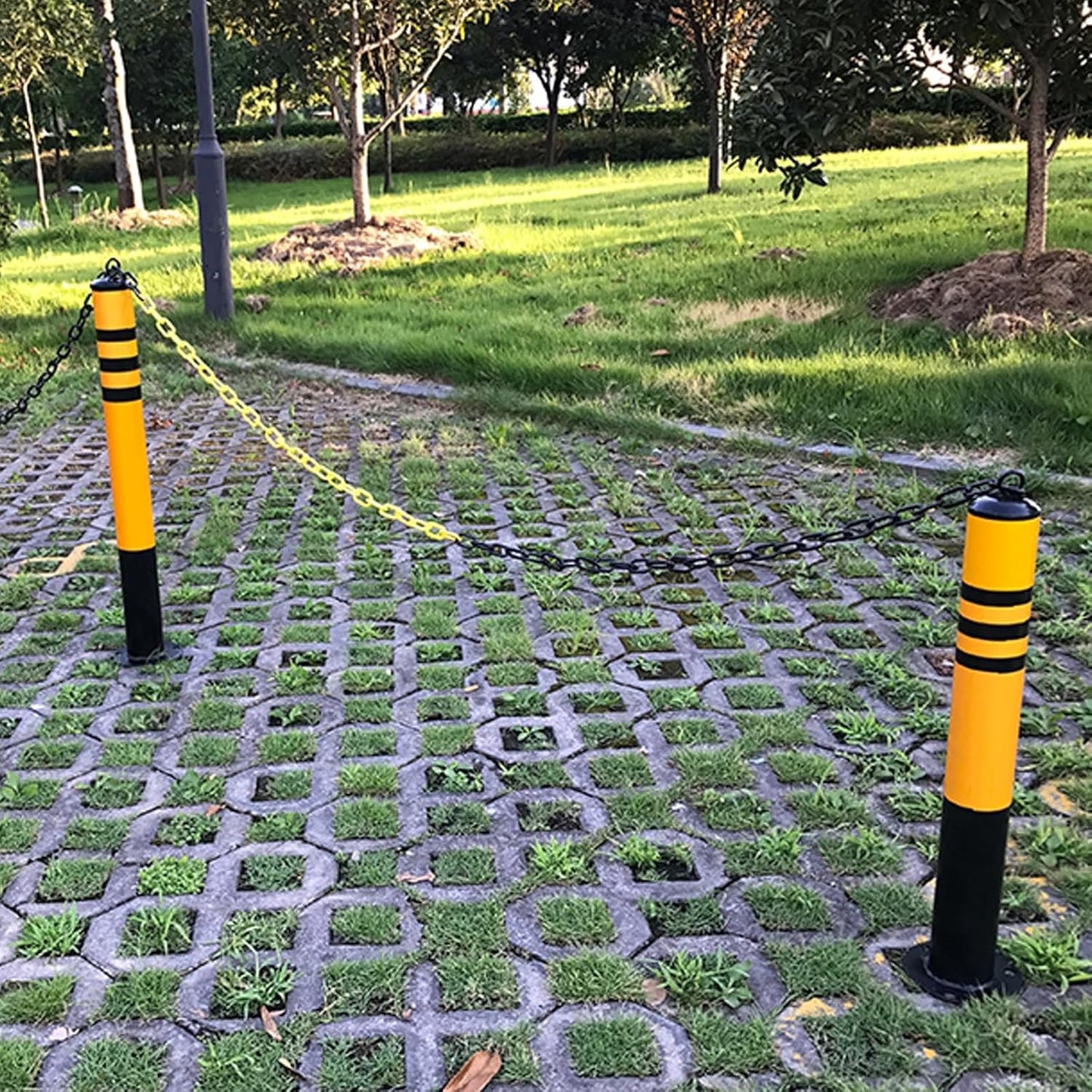 Safety Bollard, Driveway Barrier, Parking Stopper for Garage, Steel Car Parking Protection Posts, Caution Cones, Perfect for Traffic-Sensitive Area(Yellow A(2PCS))